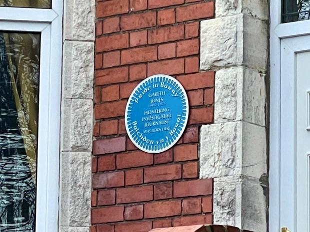 Barry And District News: The blue plaque which marks where Gareth Jones used to live on Romilly Road in Barry. Photo: Siriol Griffiths