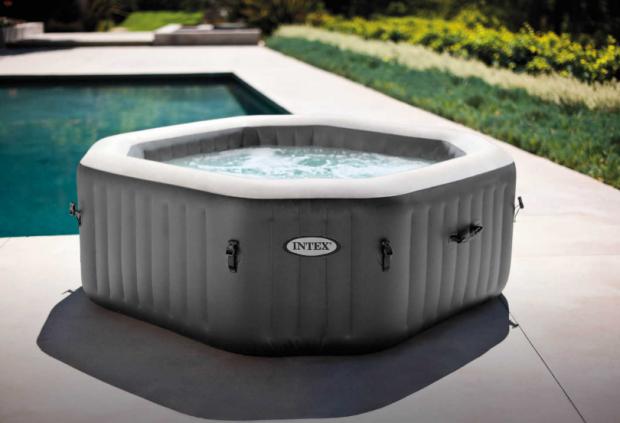 Barry And District News: Inflatable Hot Tub & Accessories. Credit: Aldi