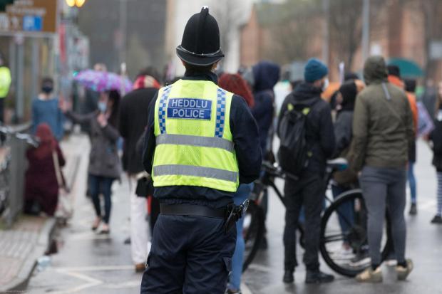 A South Wales Police officer at a protest in Cardiff, 2021. (Picture: Huw Evans Agency)